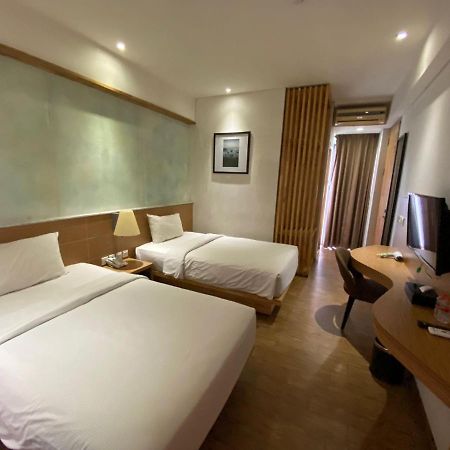 Liberta Hotel Jimbaran Exterior photo