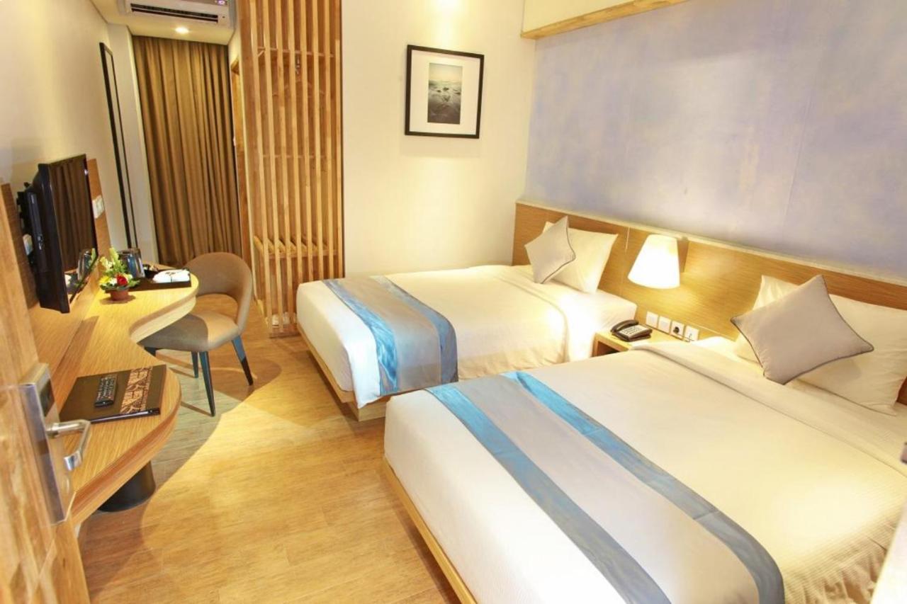 Liberta Hotel Jimbaran Exterior photo