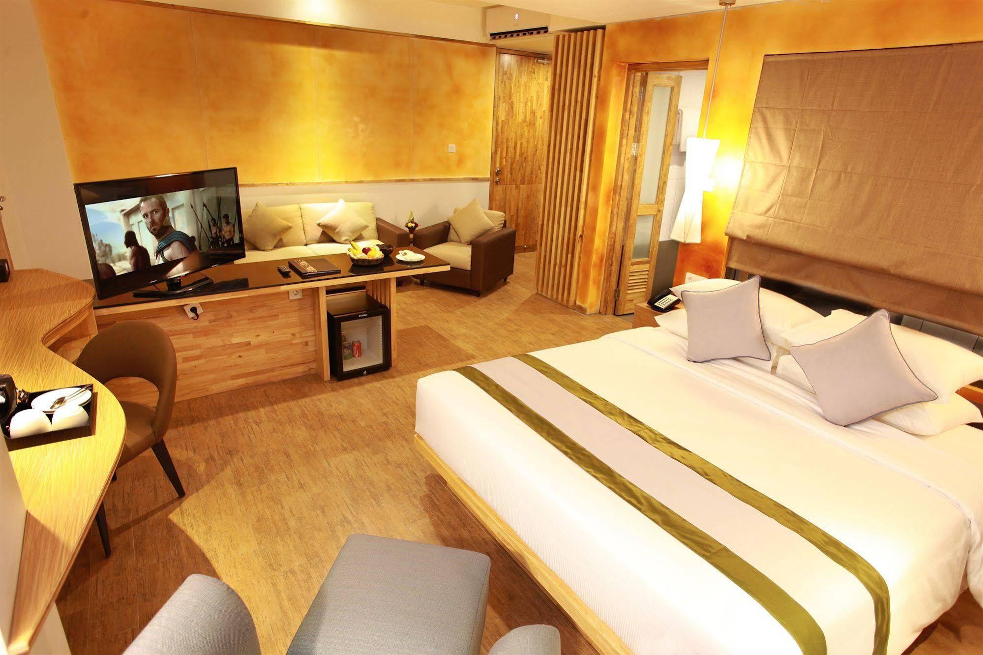 Liberta Hotel Jimbaran Exterior photo
