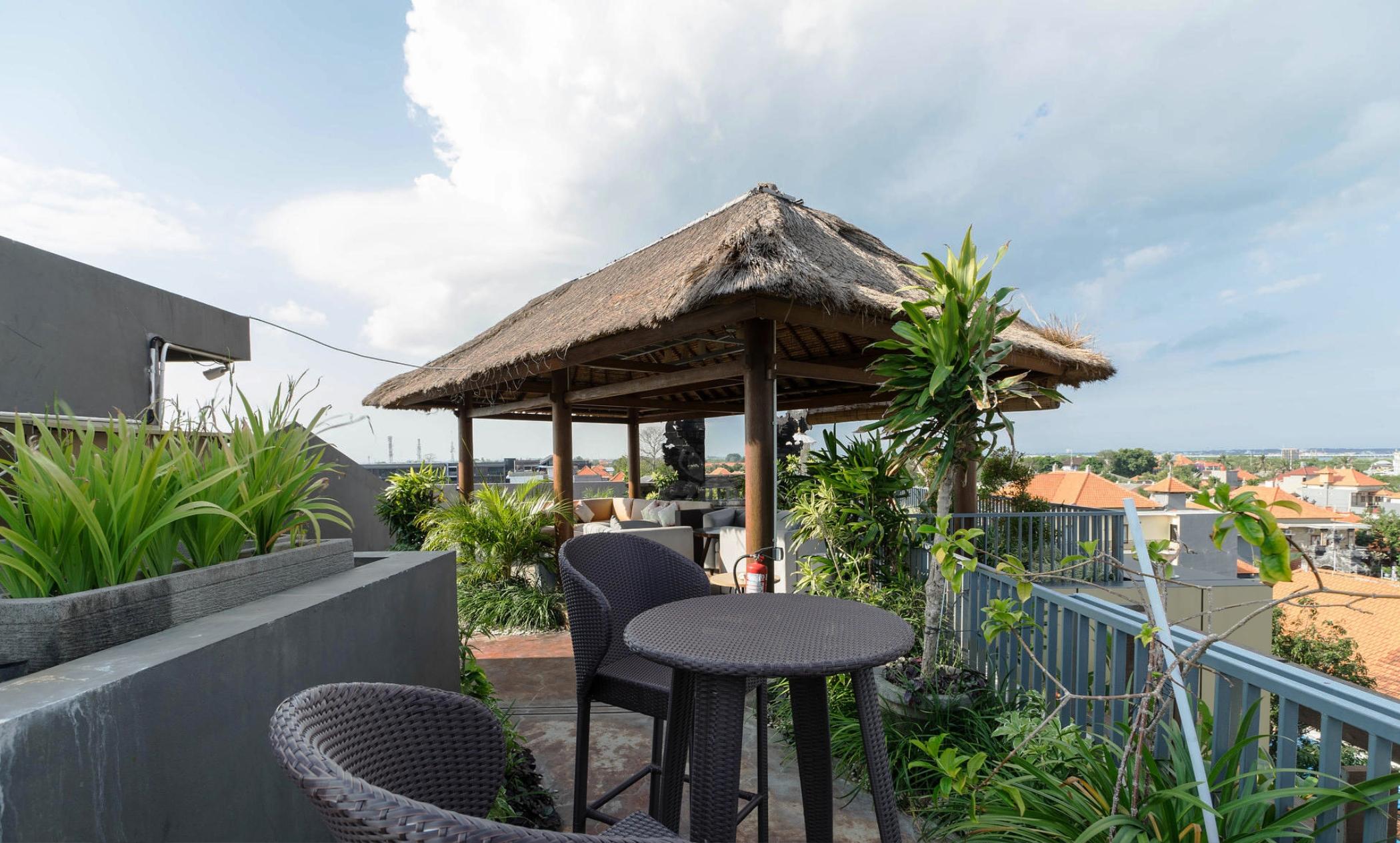 Liberta Hotel Jimbaran Exterior photo