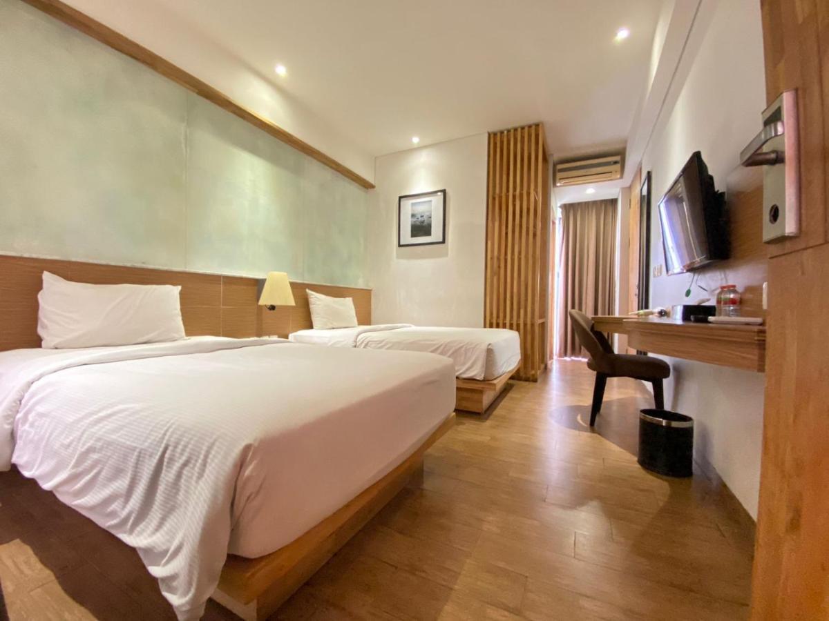 Liberta Hotel Jimbaran Exterior photo