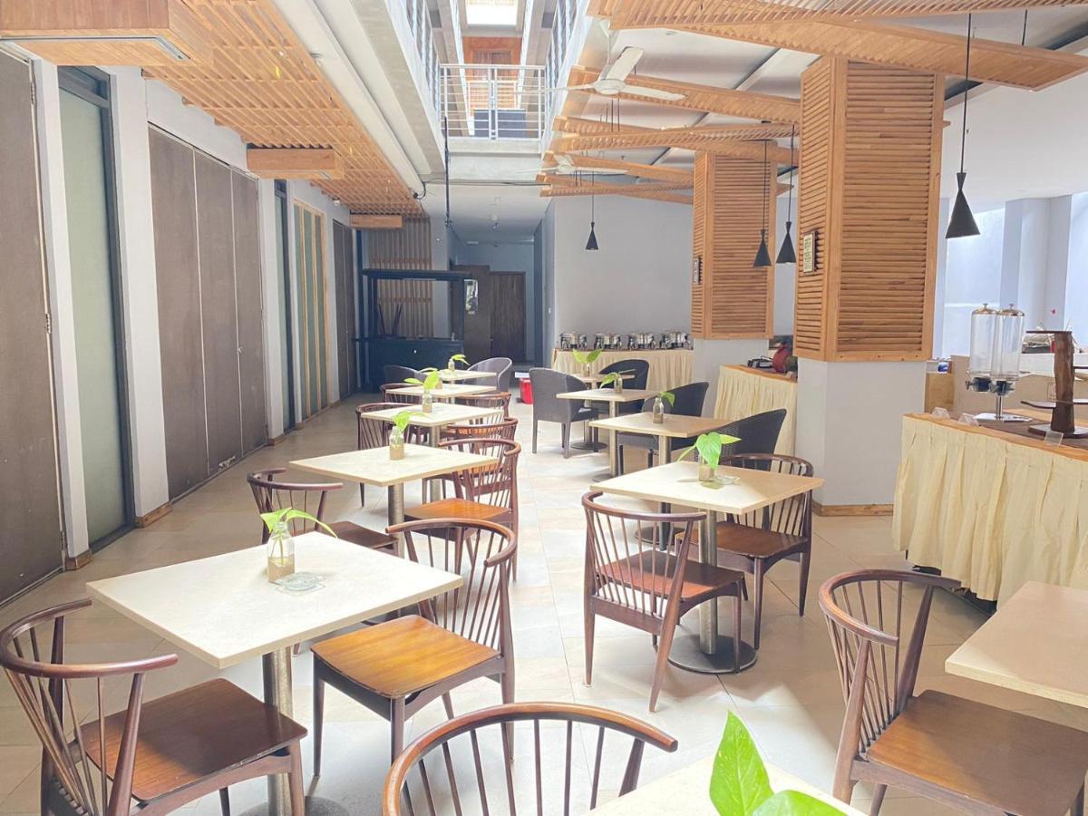 Liberta Hotel Jimbaran Exterior photo