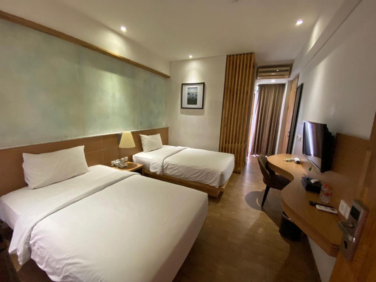 Liberta Hotel Jimbaran Exterior photo