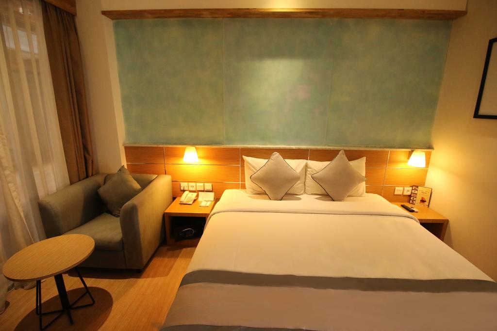 Liberta Hotel Jimbaran Exterior photo
