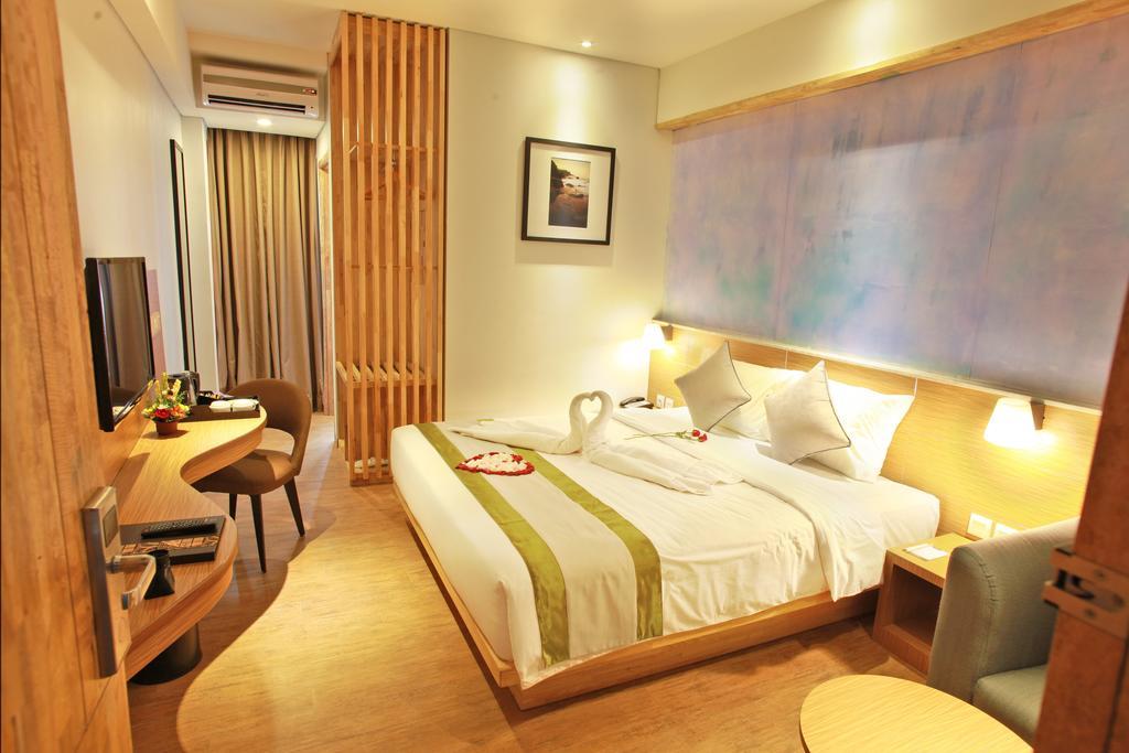 Liberta Hotel Jimbaran Exterior photo